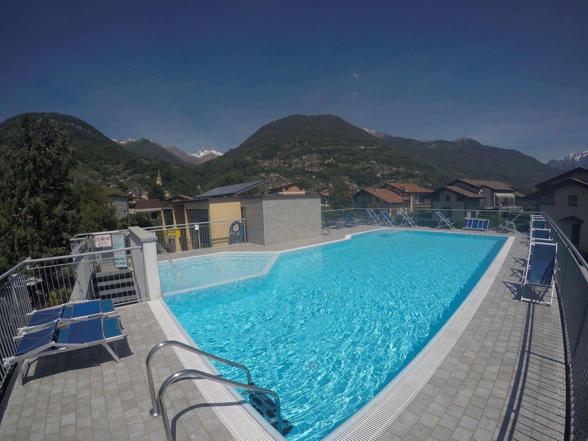 Camping Villaggio Paradiso 도마소 외부 사진